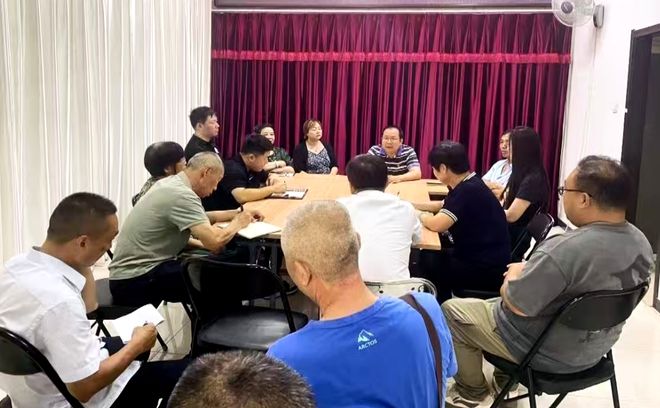 口的“爆改”打造多彩龙腾苑六区社区k8凯发一触即发“六色助力”！家门(图6)